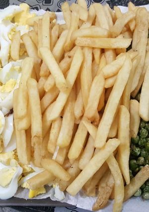 A picture of Boil eggs,chips & frymatar #CookPadRamadan #IftarSpecialwithHuma.
