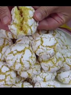 صورة لوصفة غريبة الكوك والسميدة