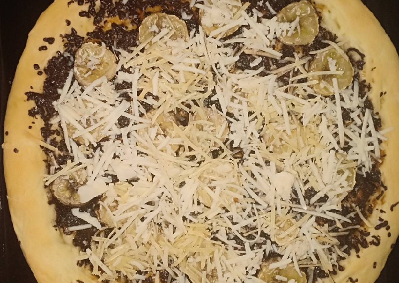 Pizza coklat pisang