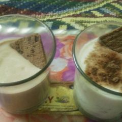 A picture of Cookies and chocolate raita.