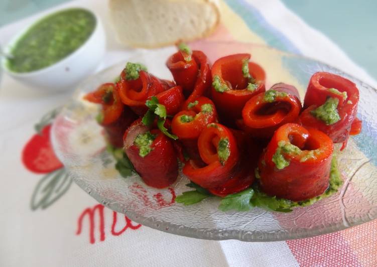 Recetta di Veloce Involtini di peperoni e alici