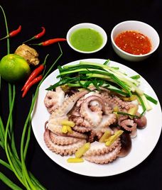 bạch tuộc hấp