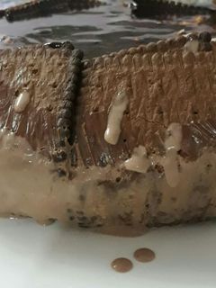 عکسی از دستور کیک یخچالی با پتی بور
