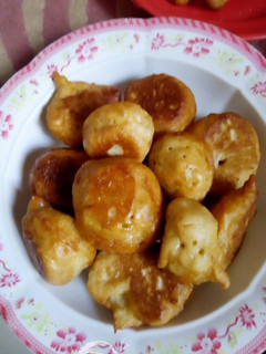 A picture of Panke(puff puff).