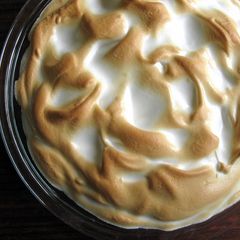 A picture of Banana Custard Meringue.