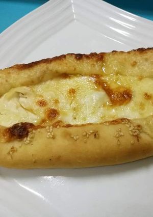 A picture of Fatayer.