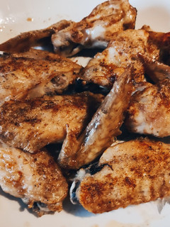 Una foto de Alitas en la airfryer