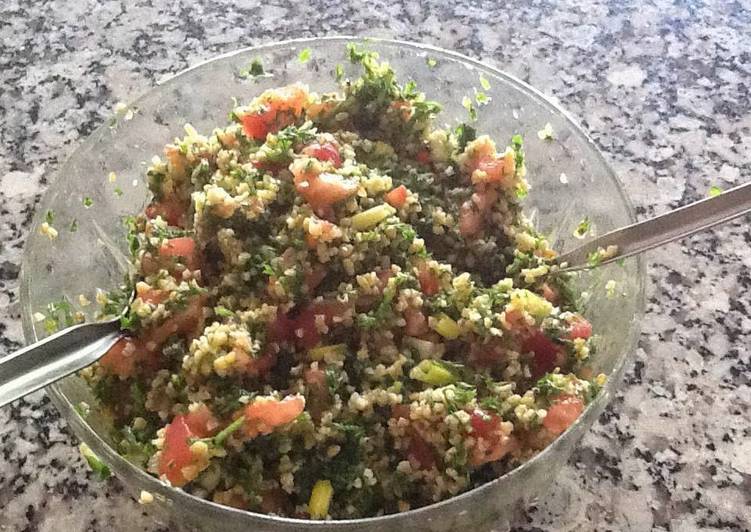 Tabulé (Ensalada libanesa de trigo)