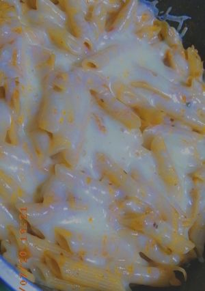 صورة لوصفة المعكرونة بالفطر وجبنة الموزاريلا 🤤😋
