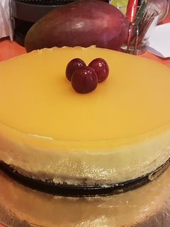 Una foto de Tarta mousse de mango en Thermomix