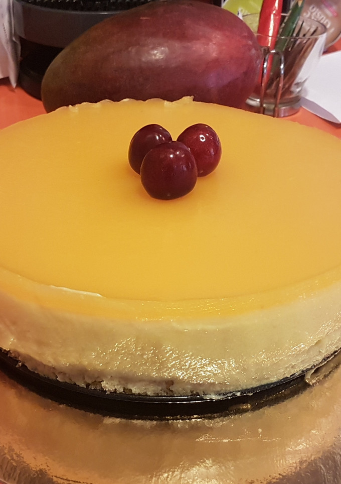 Una foto de Tarta mousse de mango en Thermomix