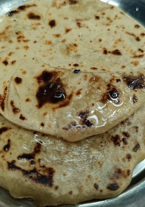 વેડમી /પૂરણપોળી રેસીપી મુખ્ય ફોટો