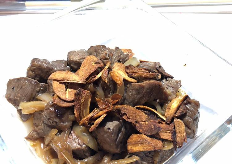 Beef cube with honey and black pepper Beef cube with honey and black pepper