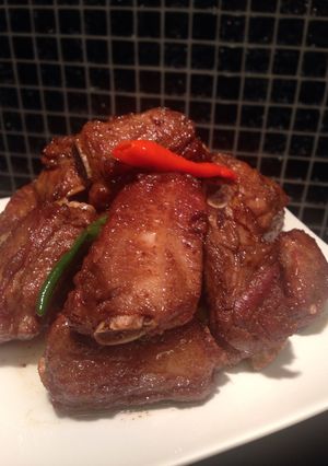 Hình của món Sườn heo rim mặn.