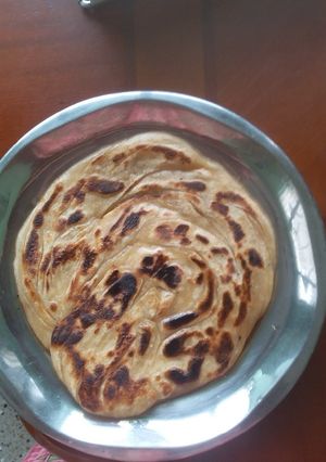 A picture of Atta milk paratha.