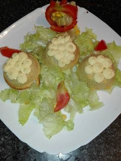 Una foto de Pastelitos de merluza y gambas