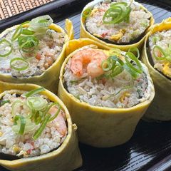 A picture of Fried Rice Egg Roll.
