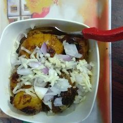 A picture of Cheesy spicy potato.