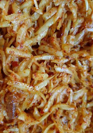 A picture of Raw papaya pickle.