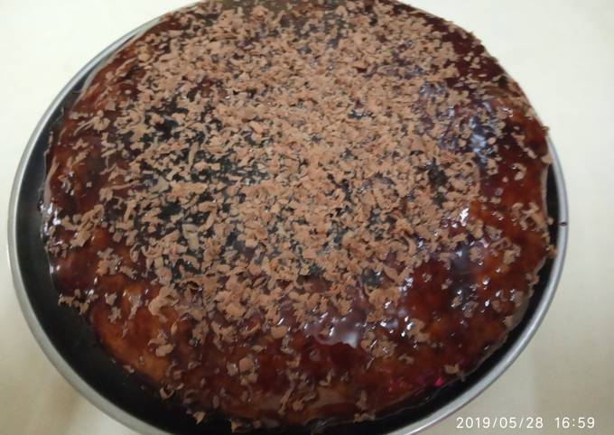 Simple Way to Prepare Ultimate Ruafza rose chocolate cake