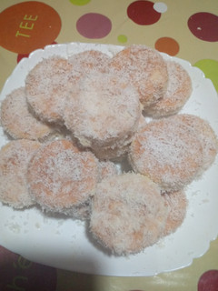 Una foto de Galletas rellenas de crema de naranja