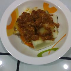 Boiled yam with egg sauce A picture of Boiled yam with egg sauce.