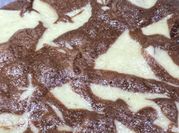 Una foto de torta marmolada sin.leche