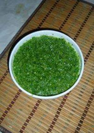 A picture of Spicy Green chutney.