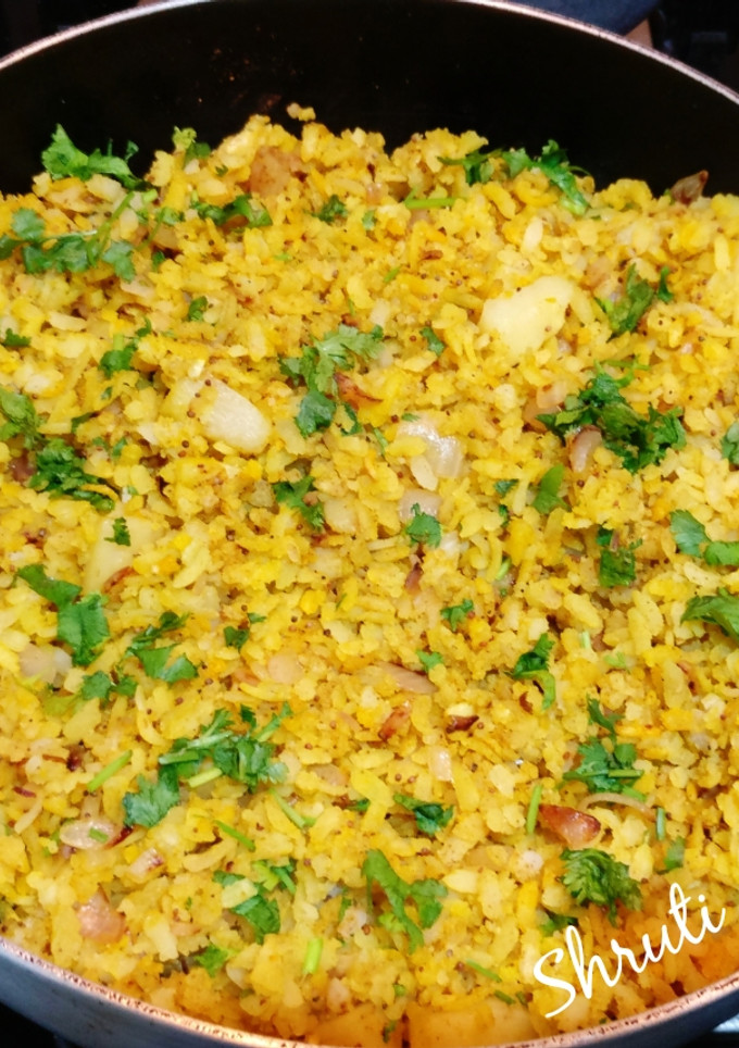 A picture of Kanda Poha.