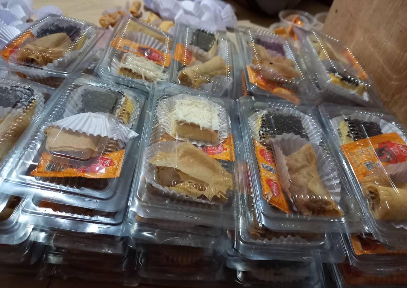 Lumpia goreng isi tahu