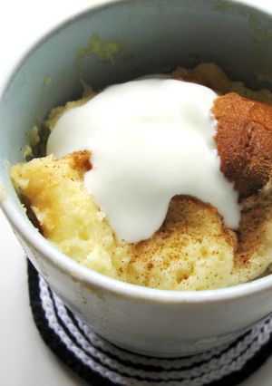 A picture of Instant Bread & Butter Pudding in Mug.