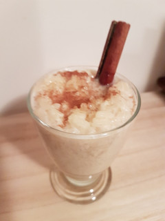 Una foto de Arroz con leche de coco