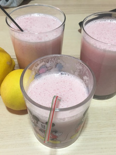 Una foto de Smoothie de plátano y fresa