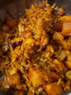 বাঁধাকপির ঘন্ট (badhakopir ghonto recipe in Bengali) রেসিপির প্রধান ছবি
