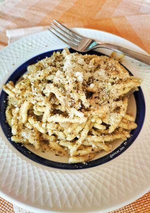 Una foto de Trofie al tartufo y pecorino