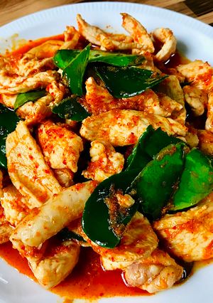 รูปของ ไก่ผัดพริกแกงเมนูกับข้าวทำง่าย