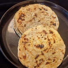 A picture of Bajra Roti.
