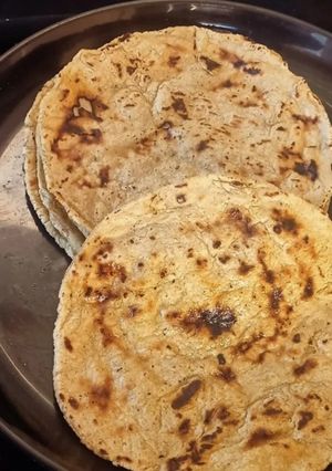 A picture of Bajra Roti.