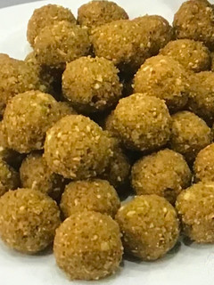 A picture of Methi Dry Friuts Laddoos.