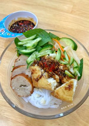 Hình của món Bún Đậu Hũ Nước Tương.