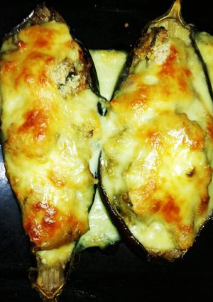 Una foto de Berenjenas rellenas: quinoa y verduras para wok