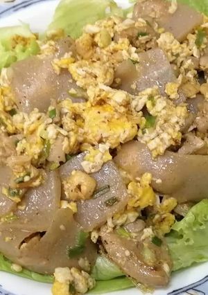 รูปของ คั่วไก่เส้นบุกสาหร่ายคีโต
