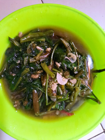 Resep Cah kangkung saus tiram Anti Gagal