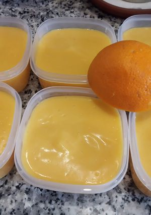 Una foto de Flan Potax de naranja