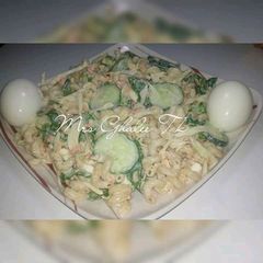 A picture of Macroni salad.
