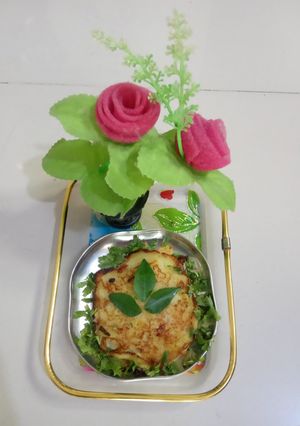 રવા અને બટાકા ના પરોઠા(rava and bataka na parotha recipe in gujarati) રેસીપી મુખ્ય ફોટો