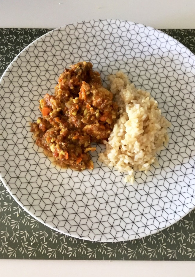 Una foto de Pollo mozárabe con arroz