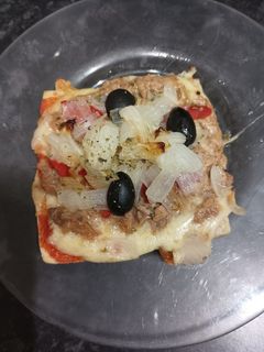 Una foto de Pizzas falsas
