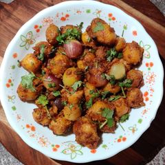 A picture of ALOO DO PYAZA..