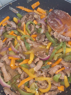 A picture of Shredded beef sauce.